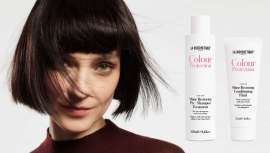 Shine Restoring Pre-Shampoo Treatment y Shine Restoring Conditioning Fluid completan la línea de productos Colour Protection para unos resultados excepcionales y duraderos, la última innovación de La Biosthétique