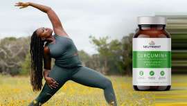 La curcumina es un componente procedente de la cúrcuma, comúnmente utilizada como colorante natural, pero además tiene un sinfín de cualidades curativas
