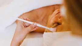 La facilista y cosmetóloga Esther Moreno, de EM Studio, nos descubre los beneficios y complejidades de los nuevos superhéroes de la cosmética: los péptidos