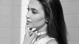 Ya sea por herencia, genética o por sobrepeso, algunas personas tienen el rostro muy redondeado. Para afinar la cara, se puede recurrir a la medicina estética. La Dra. Gema Pérez Sevilla nos explica los mejores tratamientos para esculpir el rostro