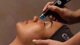 Wellness Boutique Experience es el primer centro en lanzar este revolucionario tratamiento. Fusiona lo mejor de una limpieza profunda con una completa renovación y nutrición de la piel