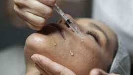 Este 2023 Mira + Cueto continúa apostando por seguir creciendo dentro de su Aula Mira+Cueto y ve en los Tratamientos con Exosomas, los Híbridos y los Inductores de Colágeno a grandes aliados de su método experto médico estético