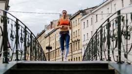 La celulitis y el sedentarismo van unidos, por eso cualquier actividad es efectiva para eliminarla, haciendo siempre hincapié en la constancia