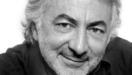 Con más de 650 salones repartidos por todo el planeta, Frank Provost ha influido decisivamente en la peluquería mundial. No obstante, es consciente de que el reto es seguir luchando para mantener el estándar de la peluquería parisina