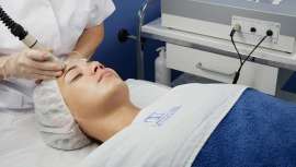 En 1984, Dorita Sánchez de San Blas, maestra cosmetóloga y destacada experta en tecnología aplicada al sector de estética profesional, fundó la firma Lamdors Global System, hoy un referente ineludible para el éxito de los centros de belleza 