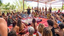 La semana del bienestar, tendrá lugar entre el 28 de agosto y el 3 de septiembre en San José del Valle (Cádiz). Se trata del IV Festival Luz del Sur 2023 - Ecstatic Arts, patrocinado por la empresa organizadora de eventos conscientes Luz del Sur