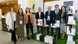 La marca pone el foco en la importancia, cada vez mayor, de la nutricosmética, un concepto de belleza que, aunque ya alcanza un nivel de madurez importante, tiene un futuro muy prometedor, ya que su potencial de crecimiento es enorme