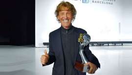 Su lema, desde hace más de cuarenta años: persiste, prosigue y consigue