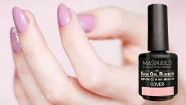 Además, la base gel rubber es el complemento perfecto para Soft gel tips que simplifican la construcción de uñas, los esmaltes semipermanentes en solo paso de Masnails y flash remover que los elimina en muy pocos minutos. Máxima rentabilidad 