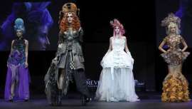 Llega la 8ª edición de Effervescene, el show de peluquería en estado 
puro que lleva la inspiración al siguiente nivel, con la actuación protagonista de Juanmy Medialdea, Carlos Valiente y Alexis Continente