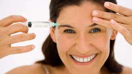 La Agencia Española del Medicamento ha presentado un informe en el que asegura que, desde que se aprobó en España el uso del bótox, se han realizado 260.000 intervenciones sin incidencias