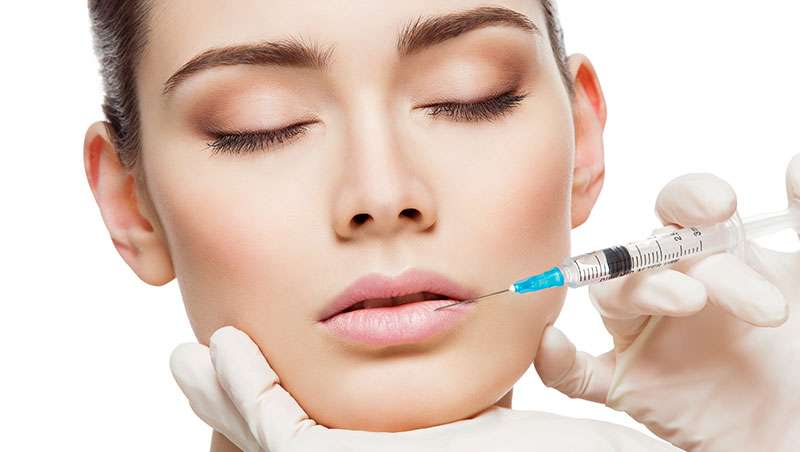 Dr. Ariel Martn Romeo: 'cido Hialurnico y Remodelado Labial' en Beauty Contact Med