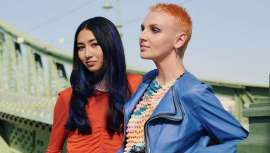 El viaje por el color continúa con la última colección de Indola en su Edición de Otoño-Invierno del Año del Color. Mientras nos adentramos en la nueva temporada, Indola te trae una nueva  interpretación de la Oda al Color