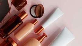 100 marcas globales confían en la certificación de microbioma amigable para sus productos. El sello se otorga a cosméticos y textiles que cumplen con criterios estrictos respecto al impacto en la piel o el microbioma del cuero cabelludo