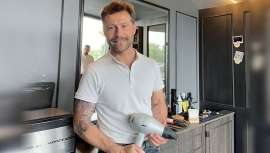 Para poder conocer mejor los detalles técnicos específicos de los modelos de secador de pelo Parlux ALYON® y Parlux DIGITALYON® entrevistamos al estilista Diego Zaffaro