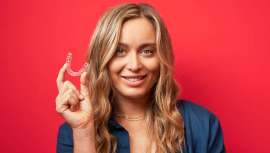 El objetivo de esta colaboración no es sólo crear sonrisas bonitas, sino ayudar a las personas a enfrentarse al mundo con más confianza y determinación