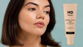 Es un producto polivalente gracias a su combinación de activos hidratantes, antipolución y con protección solar SPF30