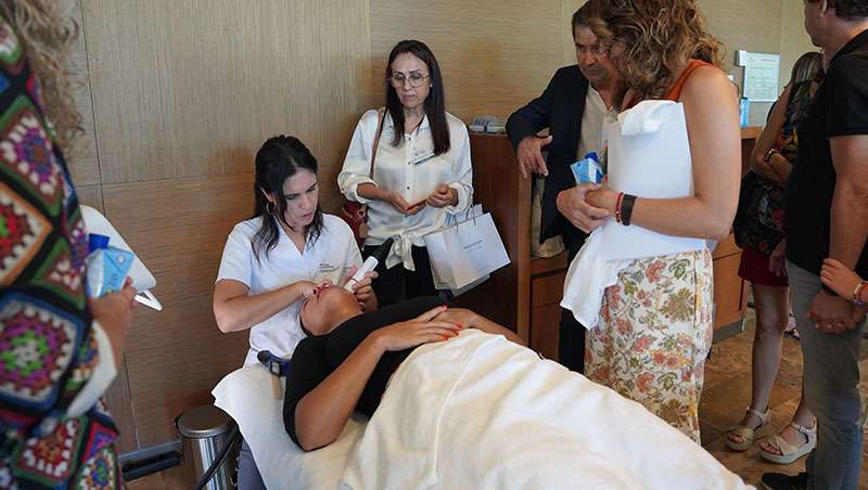 Lo ltimo en cosmtica y aparatologa para la belleza, reunido en Beauty Contact Barcelona