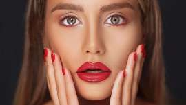 En lo referido al maquillaje, el rojo se sitúa en el centro del escenario como el color estrella del otoño