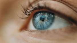 Revisamos con Belén Acero, Farmacia Avenida de América, toda una experta, los activos ideales para la zona del contorno de ojos y que además, son de tendencia 