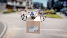 Los drones cobran protagonismo también en el reparto y entrega de todo tipo de artículos de peso liviano, desde artículos para el hogar hasta productos de belleza, así como de atención médica 