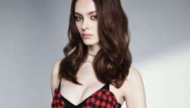 La decoloración es la principal consecuencia (y preocupación) relacionada con la exposición solar del cabello. Toni&Guy dan consejos sobre cómo devolver color a nuestro pelo