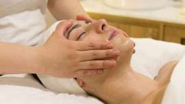 La Medicina Integrativa, que se enfoca en tratar a la persona en su conjunto, reconoce la interconexión entre la salud física, emocional y mental