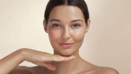 La marca especialista en ácido hialurónico, Croma Pharma, ofrece las mejores alternativas en consulta para combatir la caída capilar tanto en hombres como en mujeres: bioestimulación natural y polinucleótidos