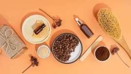 La belleza reciclada utiliza partes de productos que normalmente contribuirían al desperdicio de alimentos en las granjas de productos básicos de todo el mundo. Estas adquieren una nueva vida como ingredientes en productos de belleza sostenibles