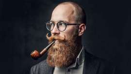 Una de las campañas solidarias más asentadas cada mes de noviembre es Movember, nacida en Reino Unido con el fin de concienciar a los hombres sobre el cáncer de próstata o testicular o la depresión. Su distintivo, el bigote