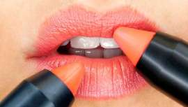 Ha salido el color que, según Pantone, nos acompañará el próximo 2024. Se trata del Peach Fuzz, que significa literalmente pelusa del melocotón. Un tono cálido que resulta acogedor y transmite empatía