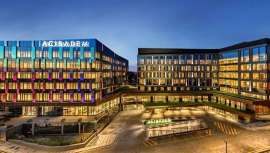 Los centros, cuya ubicación estará fijada en Madrid y Barcelona, se dedicarán a brindar asesoramiento personalizado, orientando a potenciales pacientes sobre su cartera de tratamientos médicos y estéticos