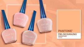La famosa internacionalmente firma de esmaltes para las uñas aconseja cómo seguir la tendencia Peach Fuzz no solo en manicura, sino también en moda, maquillaje y decoración. ¡Descúbrelo! 