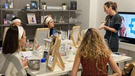 Un concepto absolutamente novedoso y rompedor para elevar el sector y la profesionalidad de los terapeutas de la piel: el aula de la piel bexpertise con marcas de referencia como Dermalogica y Bio-Therapeutic
