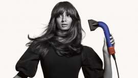 Desde el backstage de la Semana de la Moda de Nueva York, Dyson presenta un secador de pelo con un formato completamente nuevo, adelanto e innovación que a sus increíbles características de diseño une su tecnología que no daña el cabello