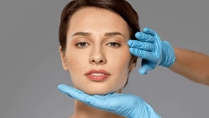 Todo sobre el Full Face, el tratamiento estrella de las clínicas de medicina estética