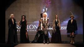 Del 10 al 20 de marzo, Mikel Luzea, fundador y director, y Sergi Bancells, embajador global, viajarán por todo el mundo para anunciar, por sorpresa, los premios a los ganadores 