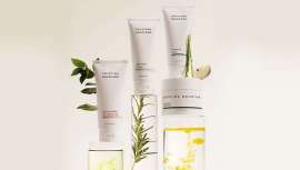 4 cosméticos corporales que combinan activos marinos y botánicos premium. Soluciones dermatológicas para todas las pieles y especialmente aquellas que sufren problemas que comprometen su salud y bienestar 