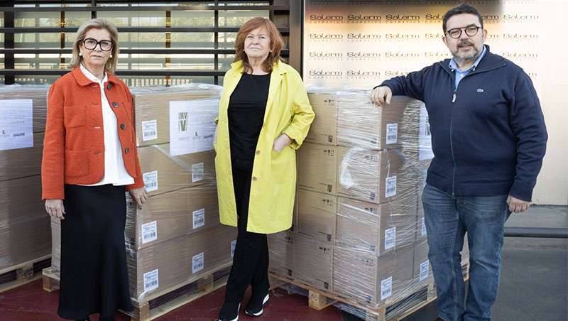 Fundación VMV Cosmetic Group dona 51 toneladas de champú al Banco de Alimentos No Perecederos de Barcelona, Asociación Cívica La Nau