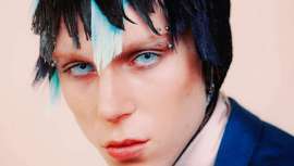 Esta firma peluquera apuesta por looks que reivindican la diferencia como uno de los valores principales del ser humano