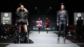 Los diez preseleccionados tendrán la oportunidad de disparar su primera colección con el reconocido fotógrafo Esteban Roca, para capturar la mejor imagen con la que optar al deseado premio