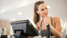 Un estudio reciente publicado en la revista Journal of the American College of Cardiology demuestra que las mujeres consiguen una mayor reducción del riesgo de mortalidad cardiovascular realizando menos cantidad de actividad física que el hombre