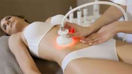 La marca de aparatología profesional italiana Selènia ha lanzado Lift & Shape, un pequeño aparato con grandes resultados, para tratamientos faciales y corporales