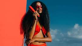 Reduce las horas que inviertes en tu pelo cada mañana (y el daño por calor) con esta herramienta diseñada para cabellos rizados 