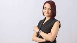 Con una vocación innata, comprometida con la profesión, emprende un nuevo reto profesional como formadora de I.C.O.N. en un momento vital para su carrera, volcando sus esfuerzos y dilatada experiencia en la educación