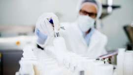 Los fabricantes de productos de cuidado personal deben equilibrar calidad y eficiencia. La detección microbiana rápida se convierte en una herramienta clave para lograrlo