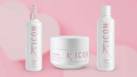 Cure Regimedy de I.C.O.N. repara y transforma la textura de tu cabello. Con una fórmula que regenera, fortalece y sella la cutícula para un cabello sano y resistente