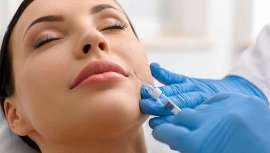 La Dra. Elena Vargas, dermatóloga del GEDET, expone las últimas evidencias científicas sobre neuromoduladores, rellenos e hilos en la XXXV Reunión del GEDET, celebrada en Valencia del 3 al 5 de octubre