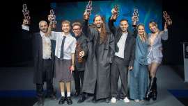 La 15ª edición de los Premios de la Peluquería Española deslumbró el 21 de octubre con una ceremonia inolvidable, donde se revelaron los ganadores y se presentó la gran novedad del año: la Pasarela Fígaro Street