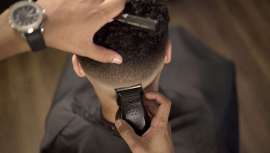 Descubre la WAHL 5-Star Vapor, la nueva máquina de corte profesional que redefine los degradados con su cuchilla F32 Fadeout y potencia de última generación